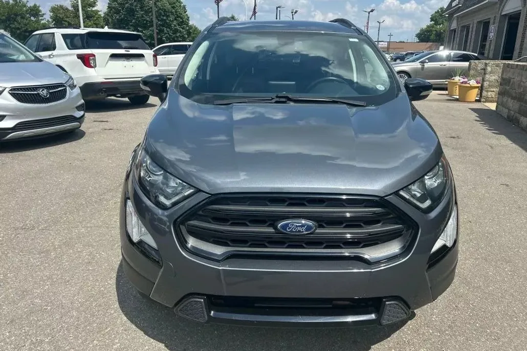 2020 Ford EcoSport SES photo 1
