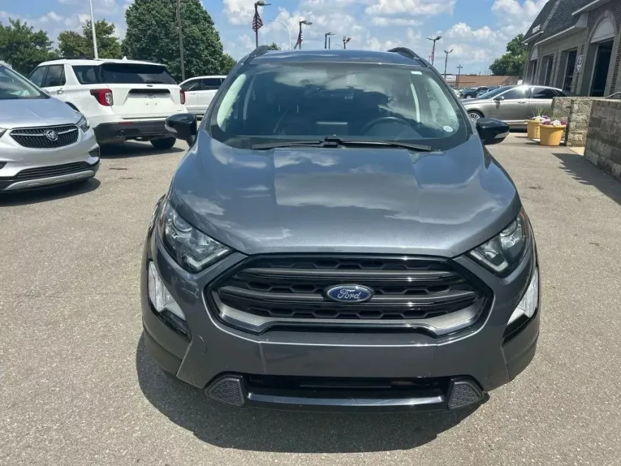 2020 Ford EcoSport SES photo 1