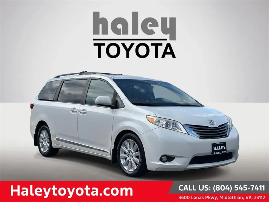2015 Toyota Sienna XLE Premium photo 1
