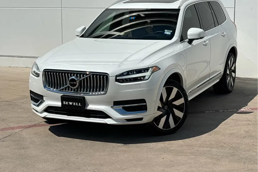2023 Volvo XC90 Recharge Ultimate photo 1