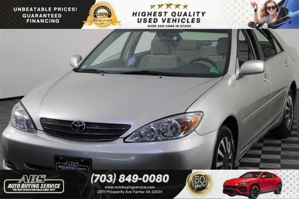 2004 Toyota Camry LE photo 1