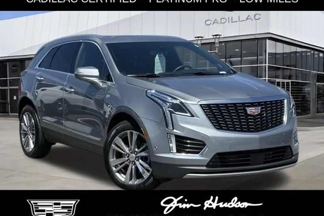 2022 Cadillac XT5 Platinum Premium Luxury photo 1
