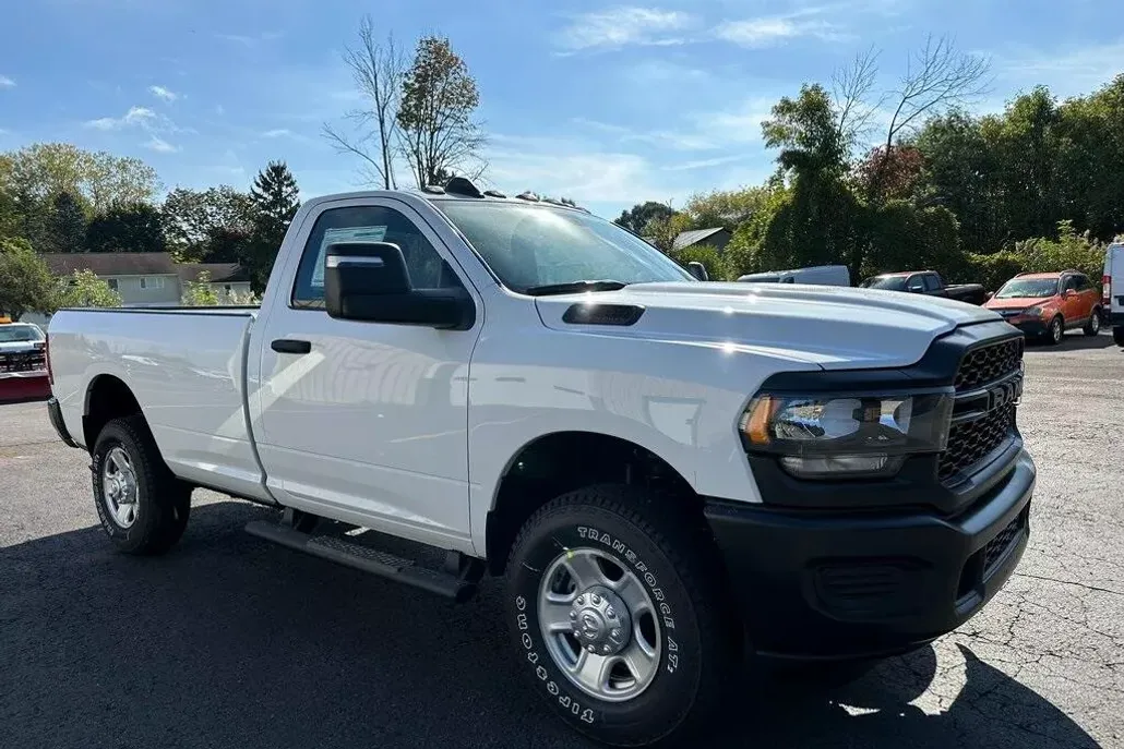 2024 Ram 2500 Tradesman photo 1
