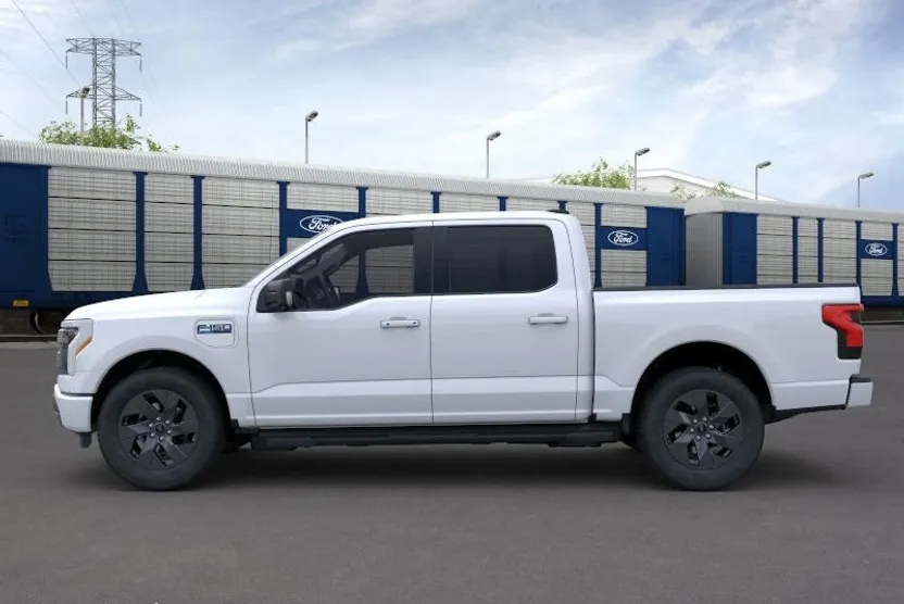 2025 Ford F-150 Lightning photo 1