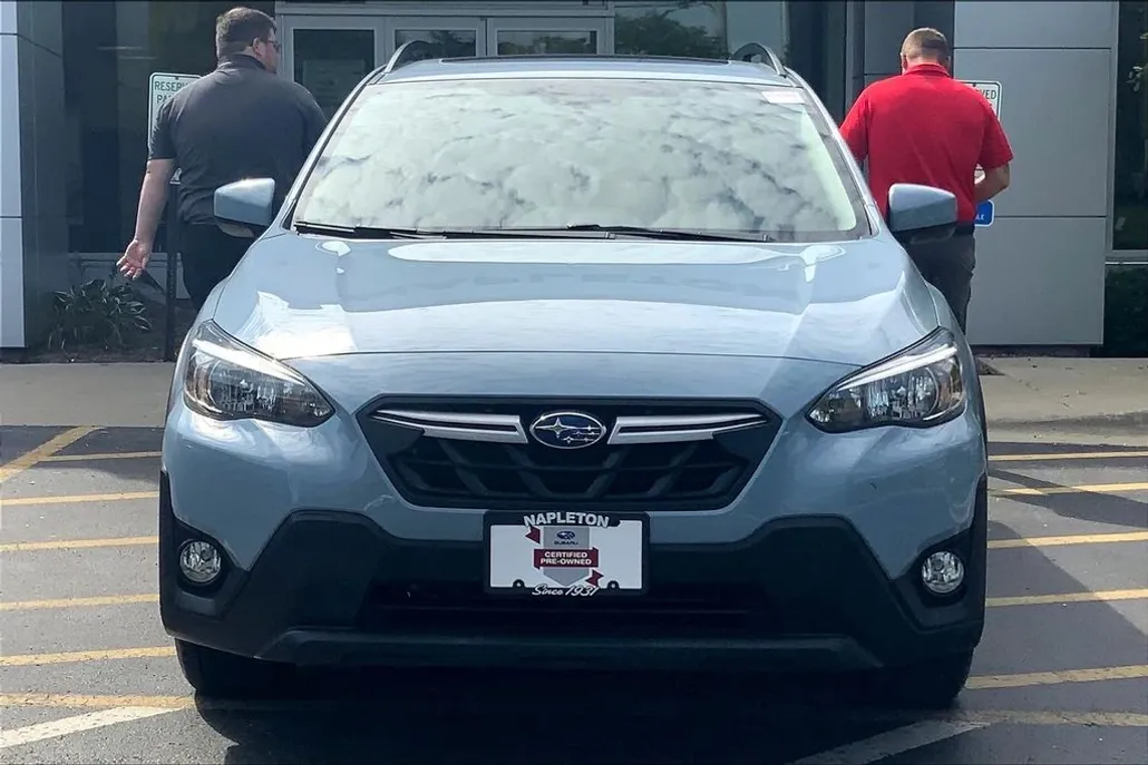 2023 Subaru Crosstrek Premium photo 1