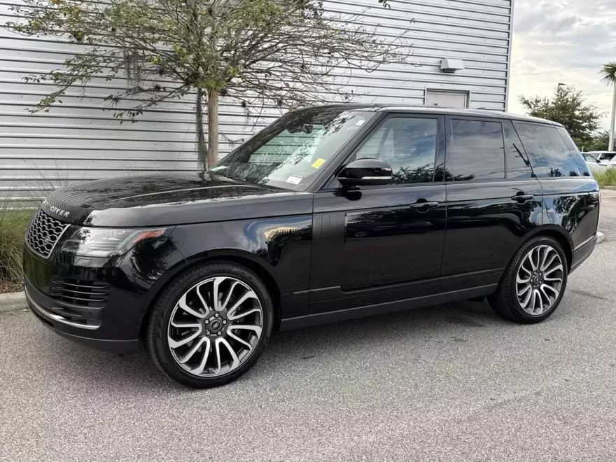 2019 Land Rover Range Rover SuperCharged photo 1