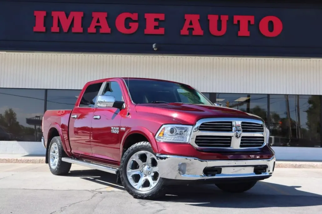 2018 Ram 1500 Laramie photo 1