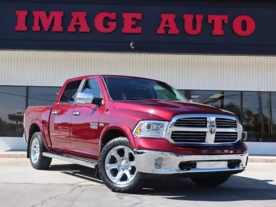 2018 Ram 1500 Laramie photo 1