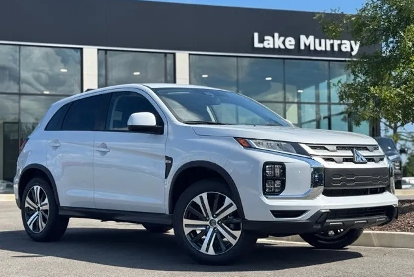 2025 Mitsubishi Outlander Sport ES SE LE photo 1