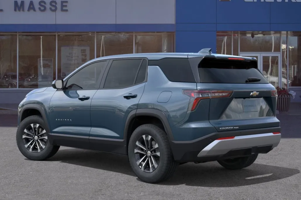 2026 Chevrolet Equinox LT photo 1
