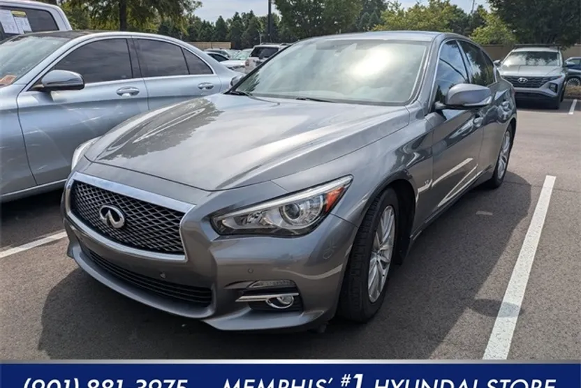 2015 Infiniti Q50 Premium photo 1