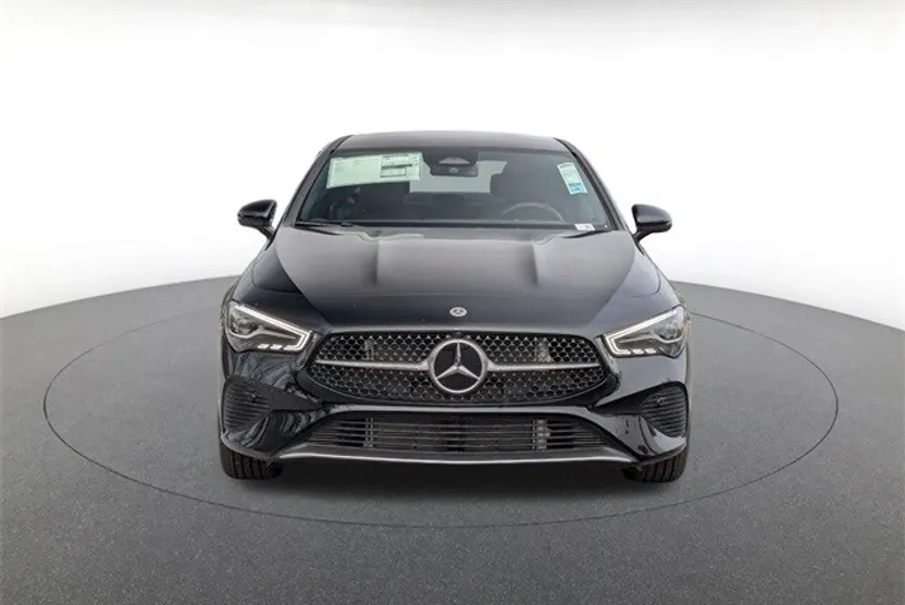 2025 Mercedes Benz CLA 250 4MATIC photo 1