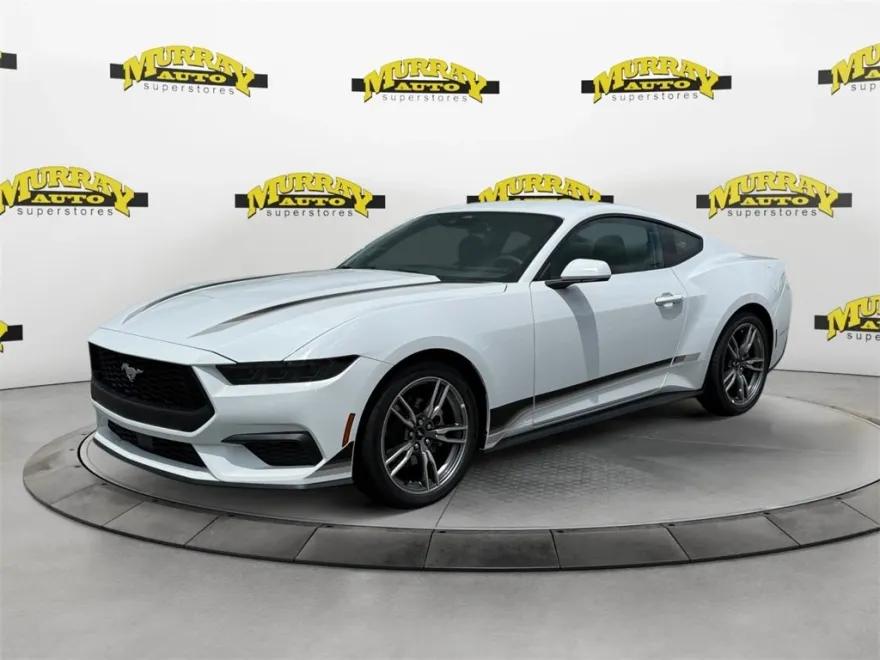 2025 Ford Mustang EcoBoost photo 1