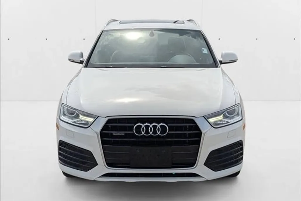 2018 Audi Q3 Premium photo 1
