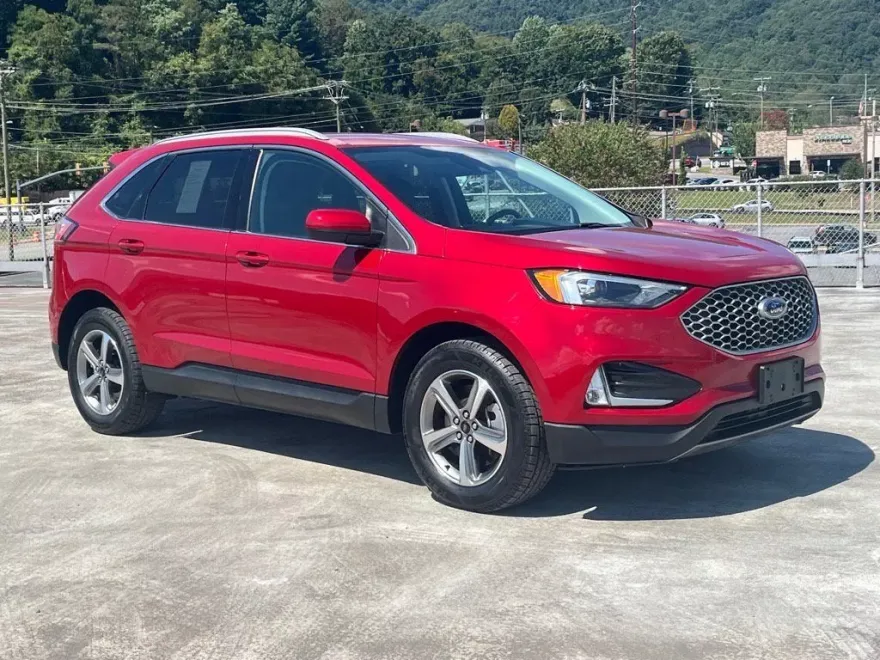 2023 Ford Edge SEL photo 1