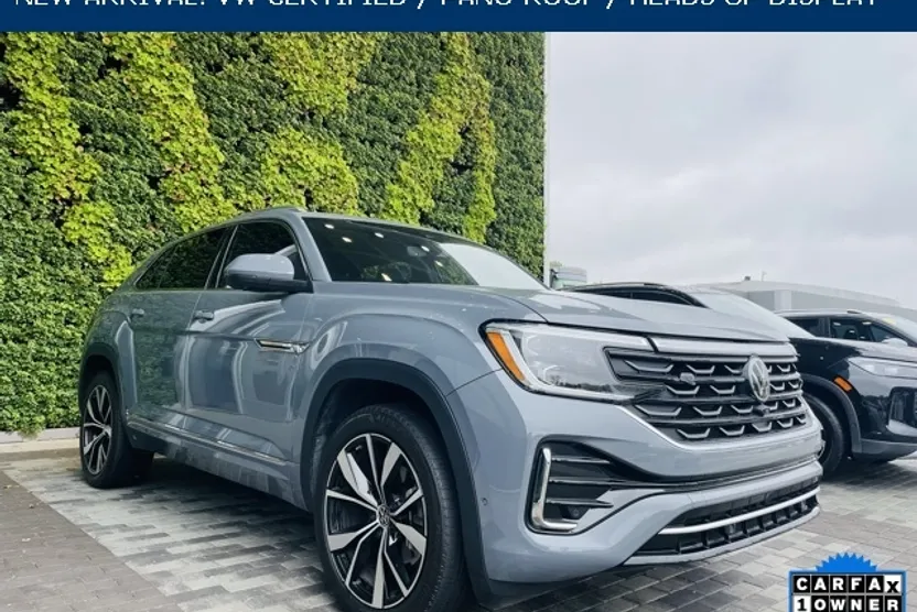 2024 Volkswagen Atlas Cross Sport SEL Premium R-Line photo 1