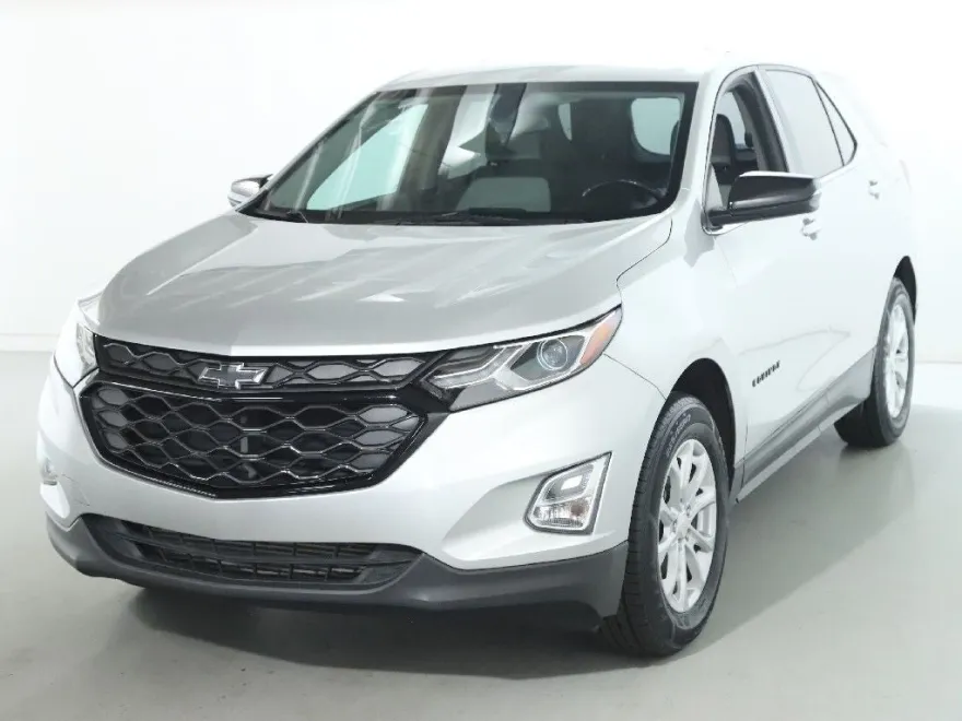 2019 Chevrolet Equinox LT photo 1