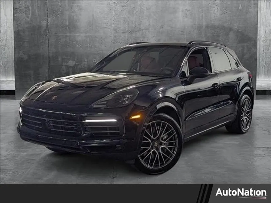 2023 Porsche Cayenne Platinum Edition photo 1