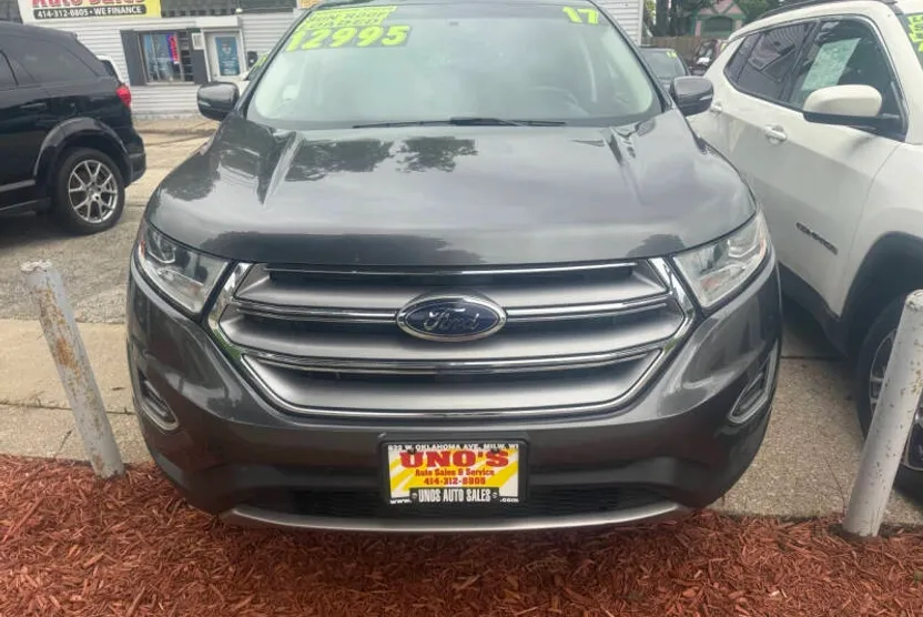 2017 Ford Edge Titanium photo 1