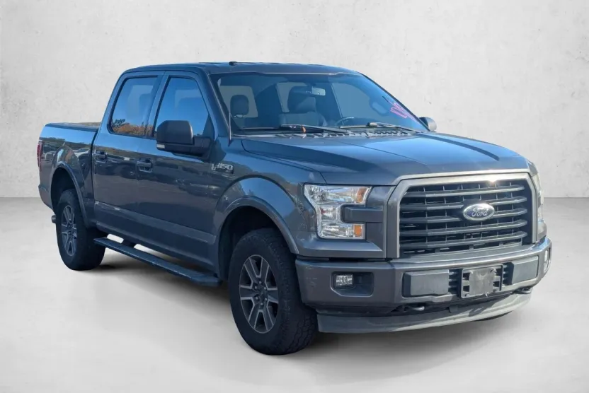 2016 Ford F-150 XLT photo 1