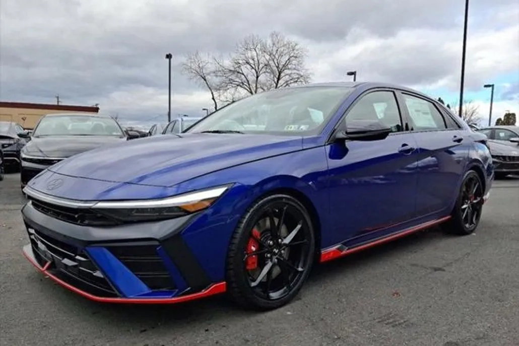 2025 Hyundai Elantra N photo 1