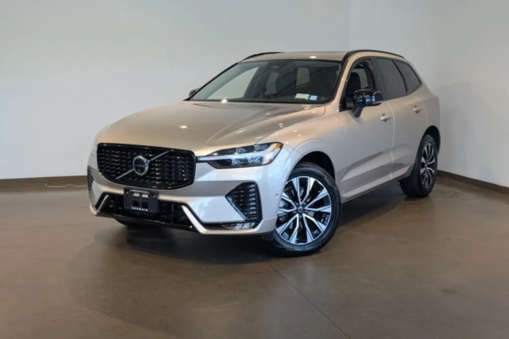 2025 Volvo XC60 B5 Plus photo 1
