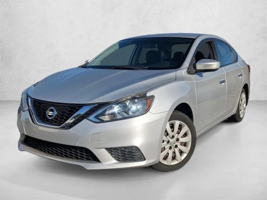 2017 Nissan Sentra SV photo 1