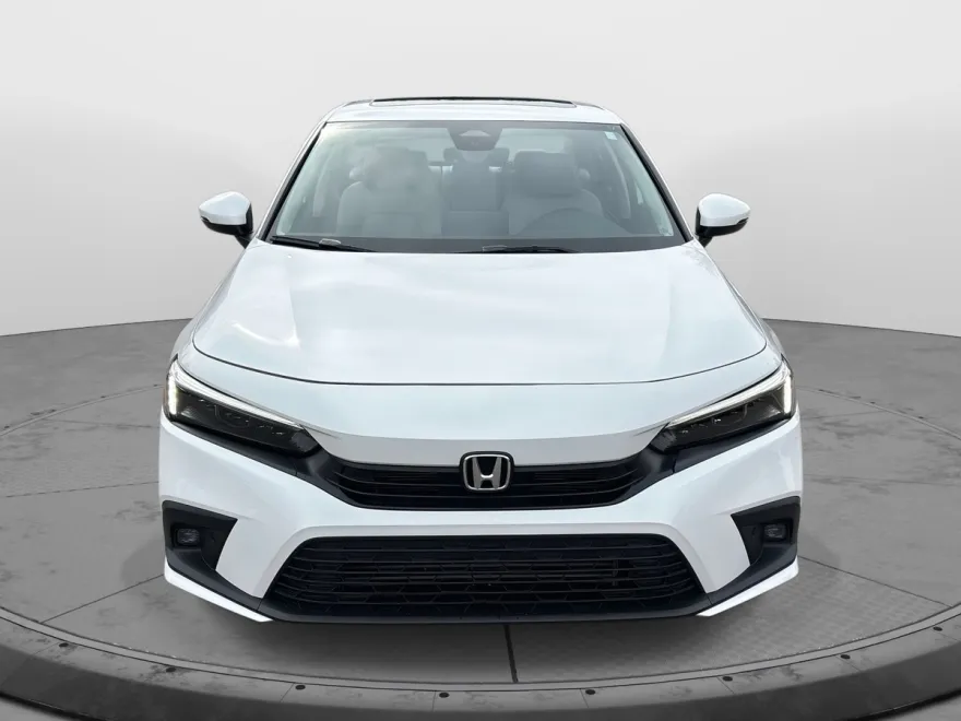 2022 Honda Civic Touring photo 1