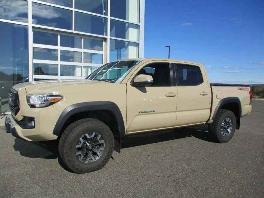 2017 Toyota Tacoma SR5 Sport TRD Pro photo 1