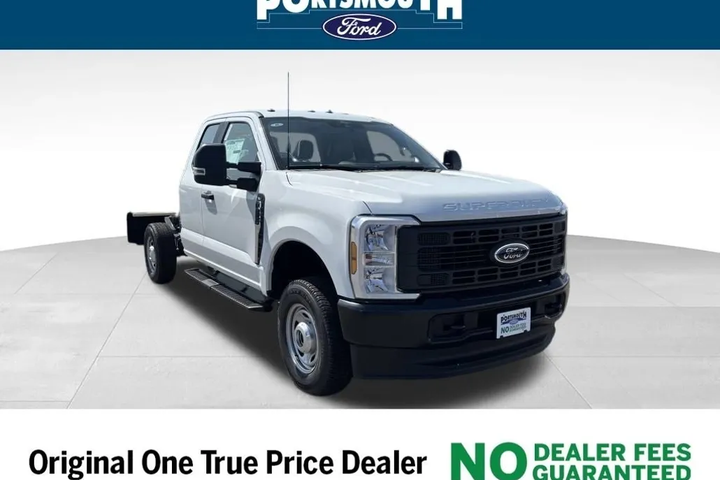 2025 Ford F-250 photo 1