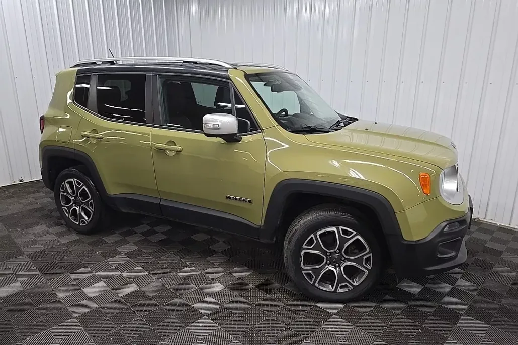 2015 Jeep Renegade Limited photo 1