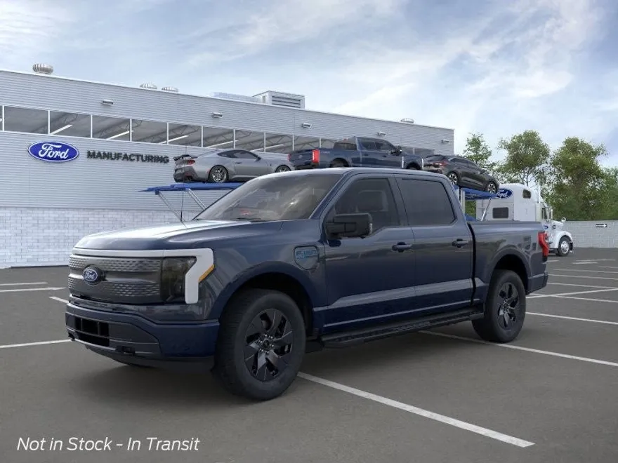 2025 Ford F-150 Lightning photo 1