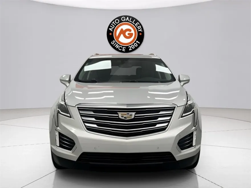 2019 Cadillac XT5 Premium Luxury photo 1