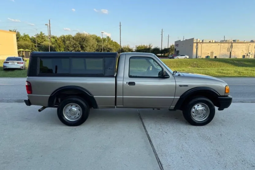 2003 Ford Ranger XL photo 1