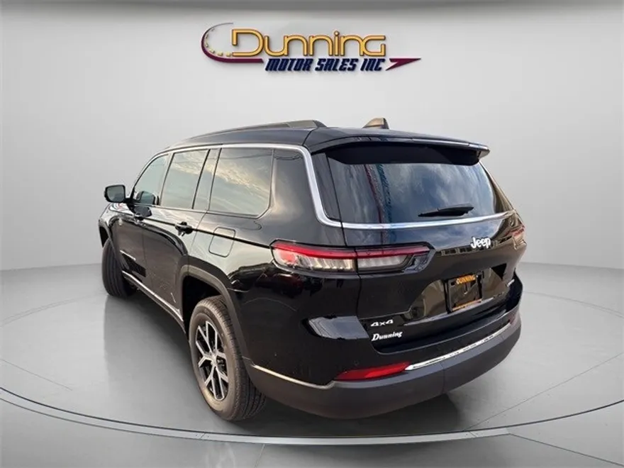 2025 Jeep Grand Cherokee Limited photo 1