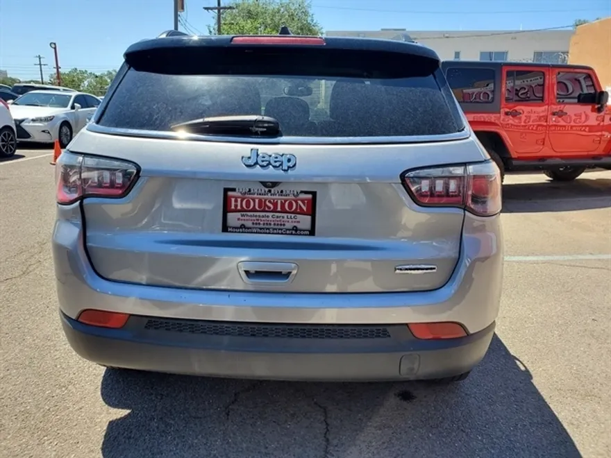 2019 Jeep Compass Latitude photo 1