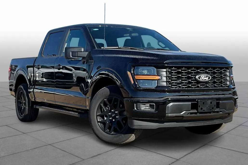 2025 Ford F-150 STX photo 1