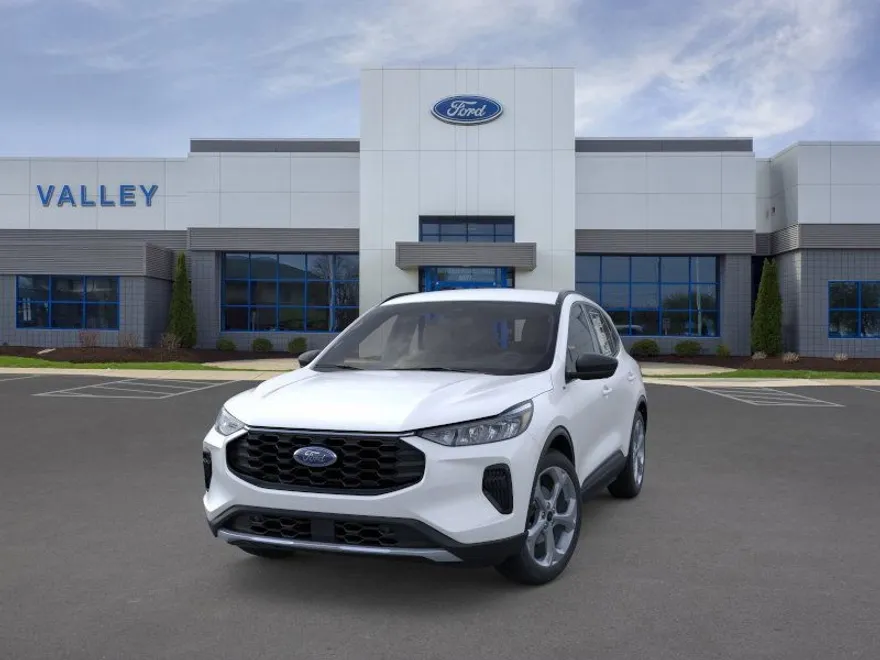 2026 Ford Escape ST-Line photo 1