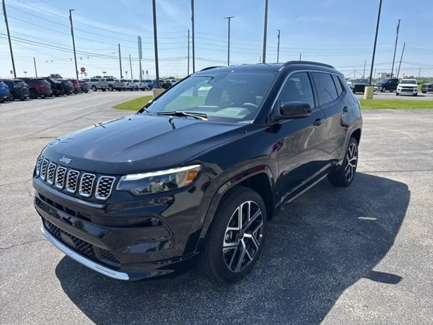 2025 Jeep Compass Limited photo 1