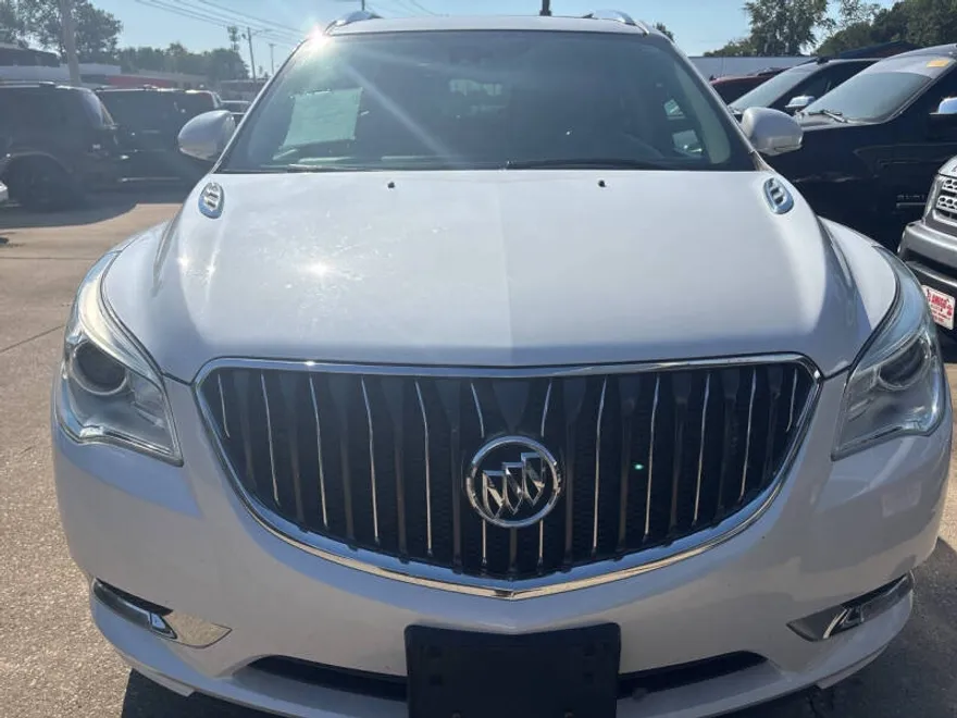 2017 Buick Enclave Premium photo 1