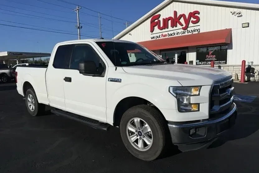 2016 Ford F-150 XLT photo 1