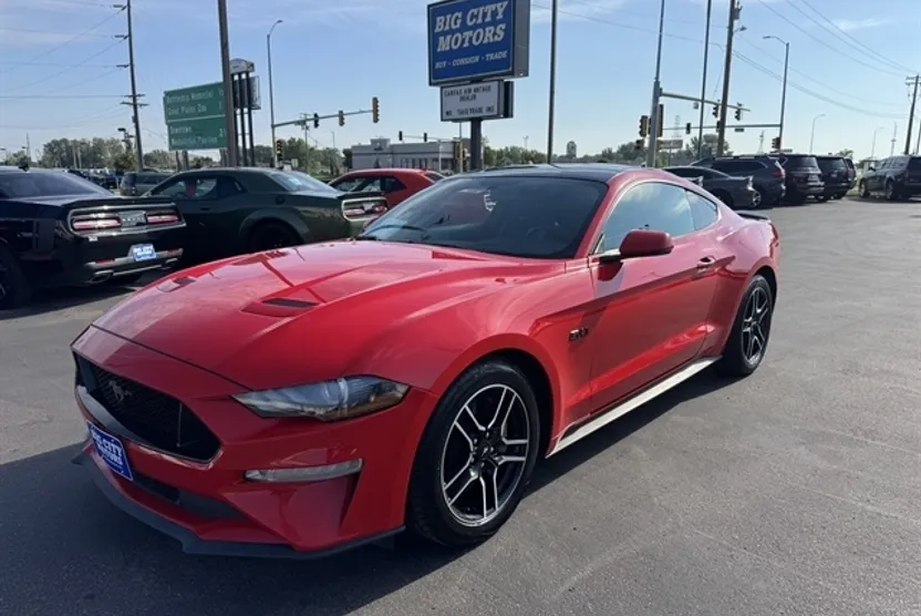 2020 Ford Mustang GT Premium photo 1