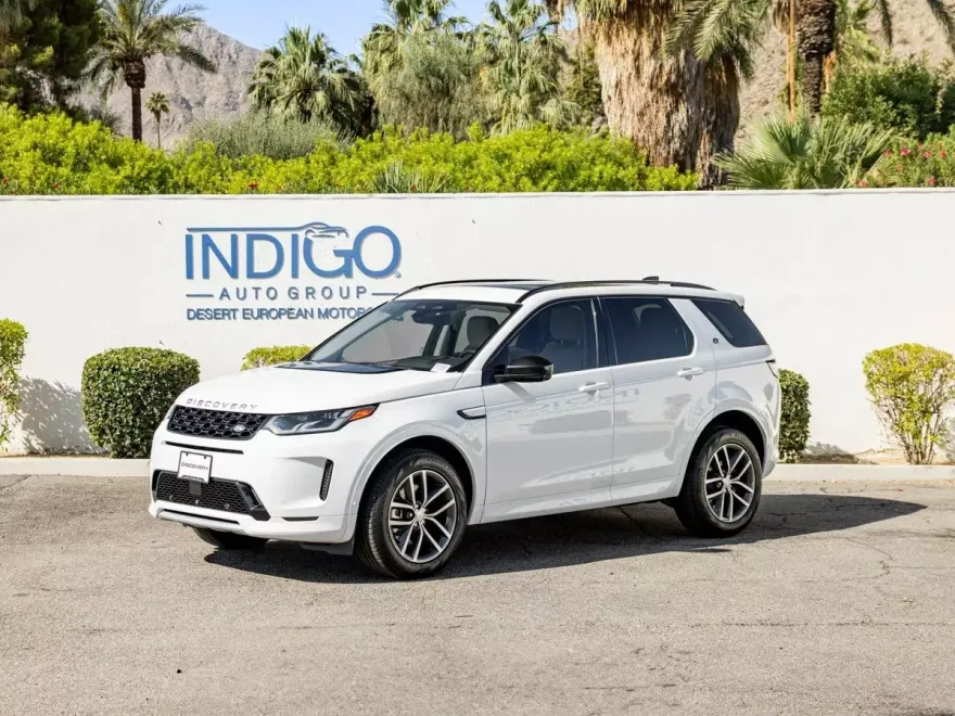 2024 Land Rover Discovery Sport S photo 1