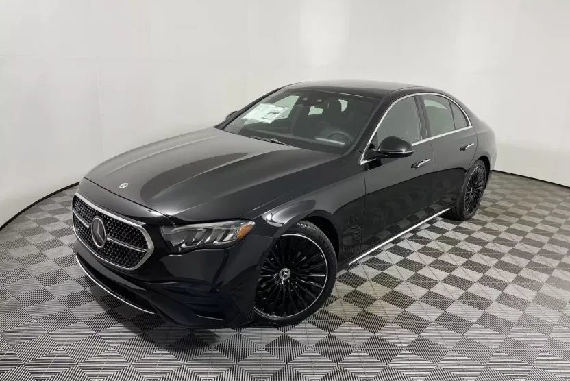 2026 Mercedes Benz E photo 1