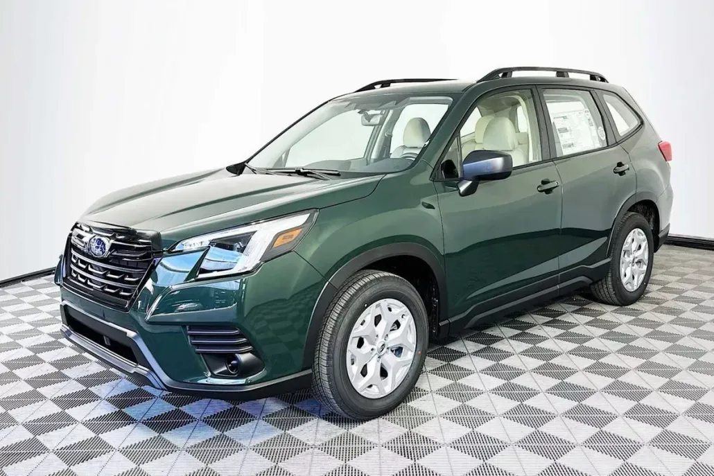 2024 Subaru Forester Base photo 1