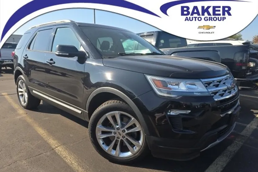 2019 Ford Explorer XLT photo 1