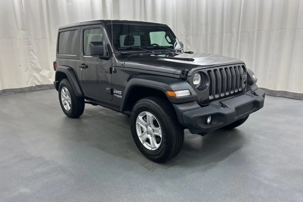 2020 Jeep Wrangler Sport S photo 1