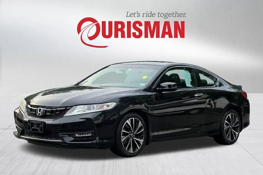 2017 Honda Accord EX photo 1