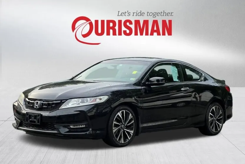 2017 Honda Accord EX photo 1