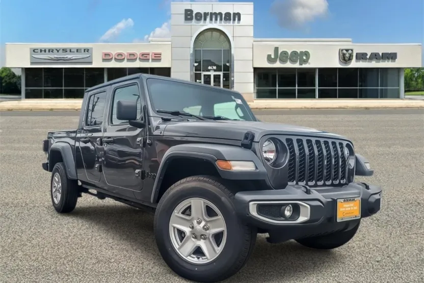 2023 Jeep Gladiator Sport photo 1